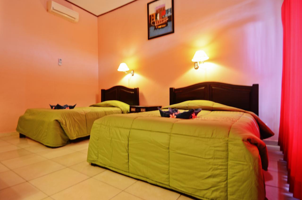 Pesona Beach Inn Кута Экстерьер фото